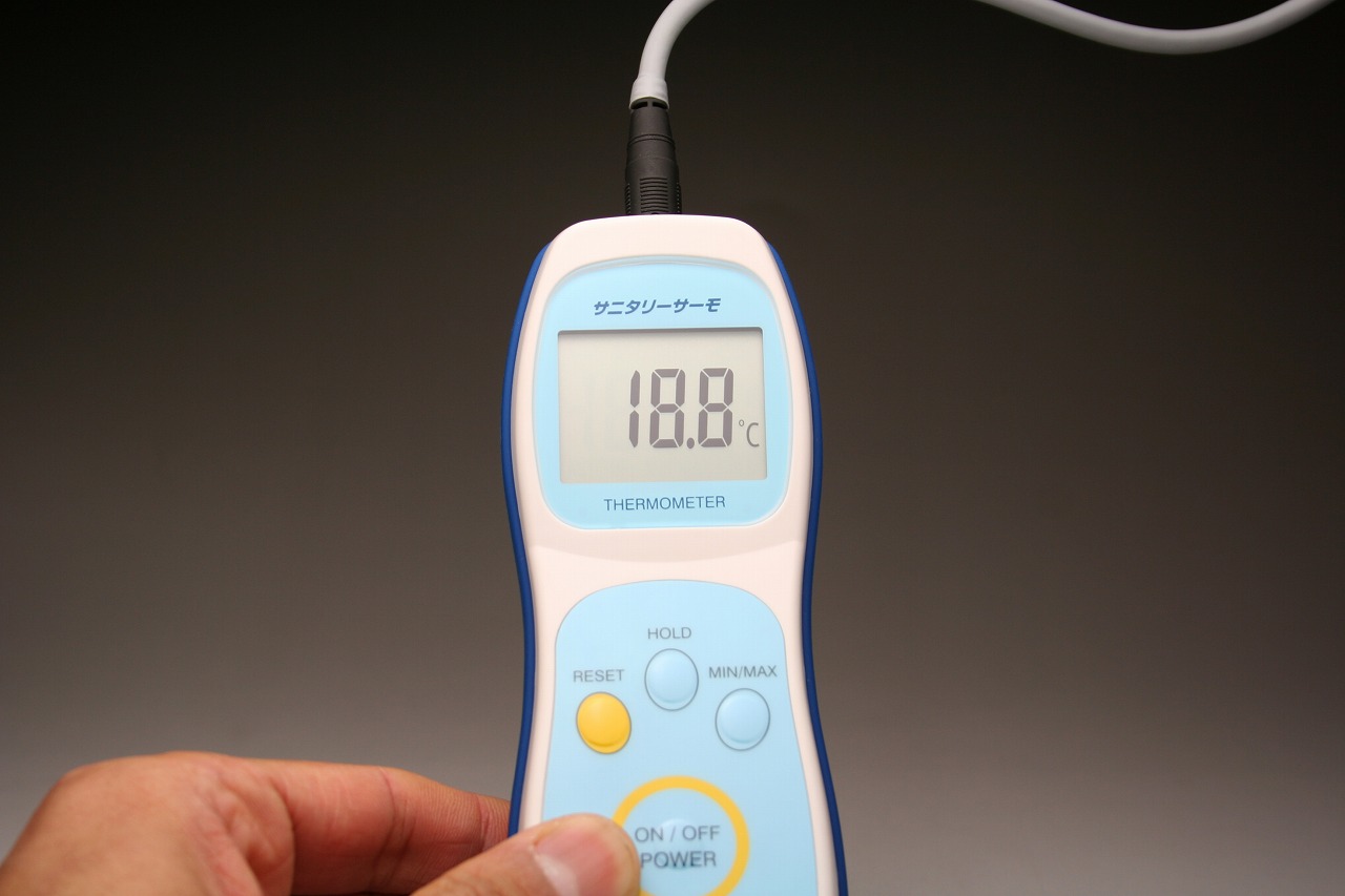 TP-100MRデジタル中心温度計

