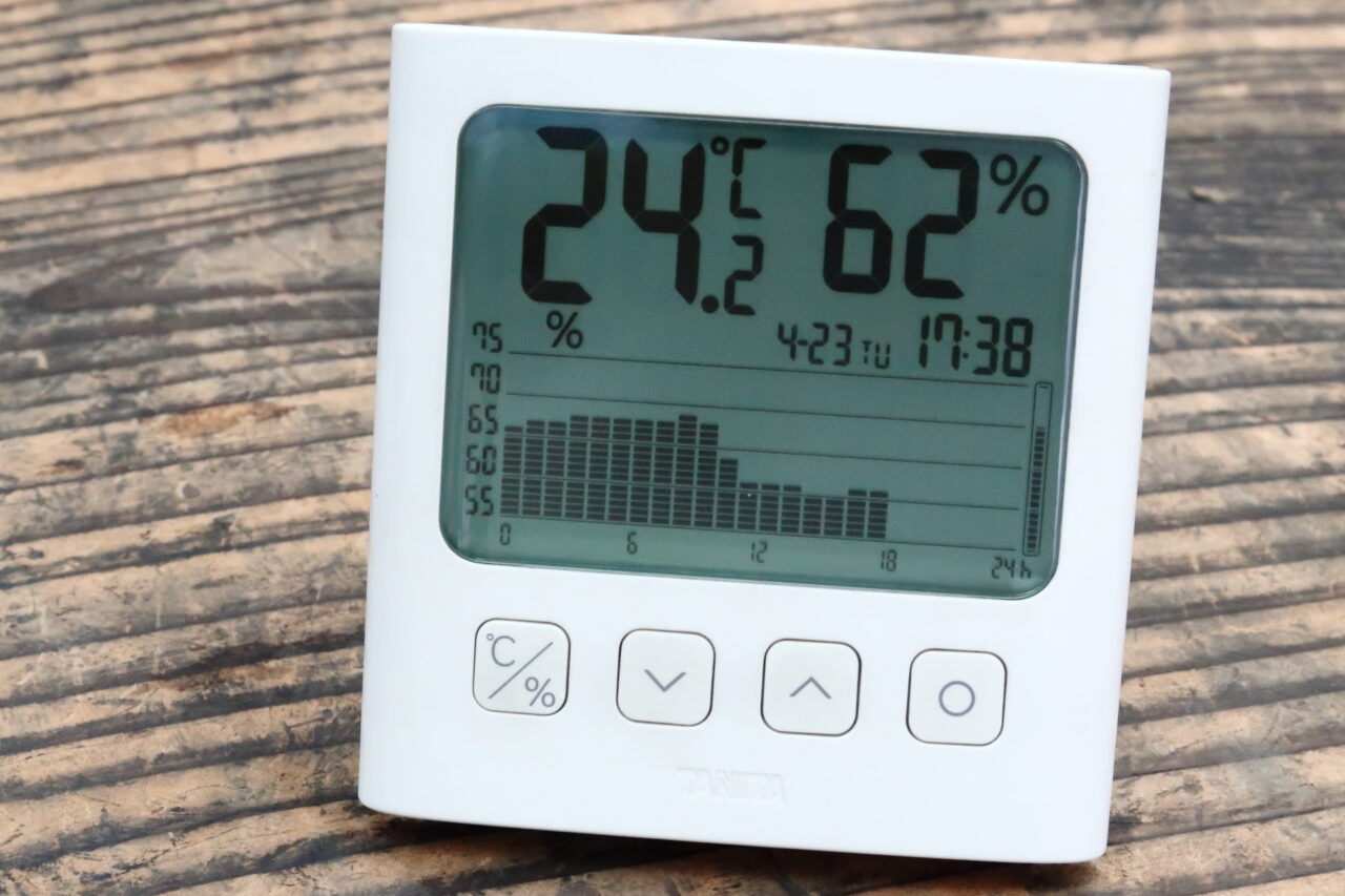 TANITA TT-581 グラフ付きデジタル温湿度計